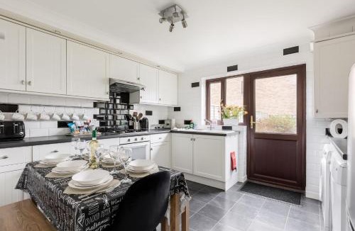 Christchurch House | The Coast House