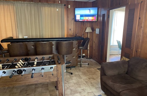 Aransas Pass House | The Coast House is Available now for rental. Contact us today!