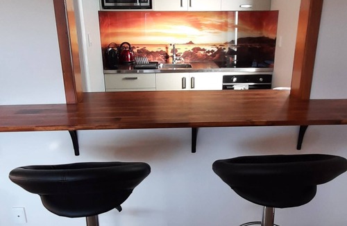 Wellington Apartment | The Coast is Clear - South Coast delight