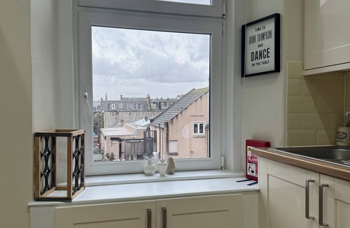 Broughty Ferry Apartment | The Coastal Haven, Broughty Ferry