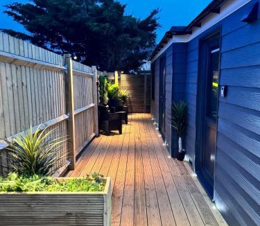 Peacehaven Apartment | The Coastal Retreat (Nr Brighton)