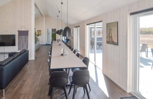 Grenaa House | The coastal town of Grenaa is surrounded by beautiful nature and a fantastic beach, and not far from