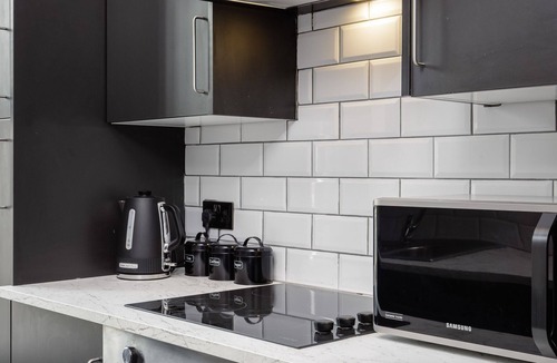 South Shore Apartment | The Coaster Loft Apartment 2