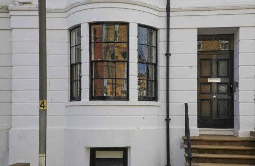 Muston Apartment | The Cobbles