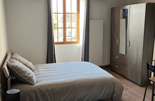 Frossay Bed & Breakfast | The Cocon Room with Wi-Fi