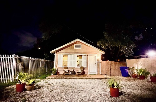 Southwest Coconut Grove House | The Coconut Grove Hideaway