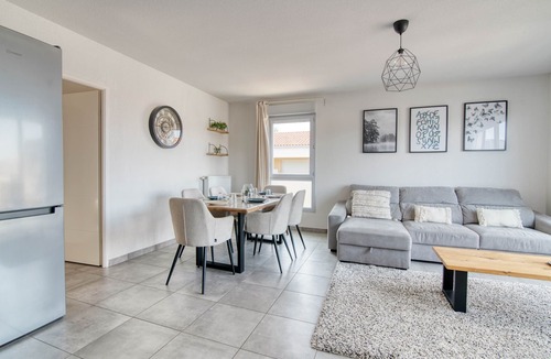 Castelginest Apartment | The Cocoon - Appt avec terrasse, 20mn de Toulouse