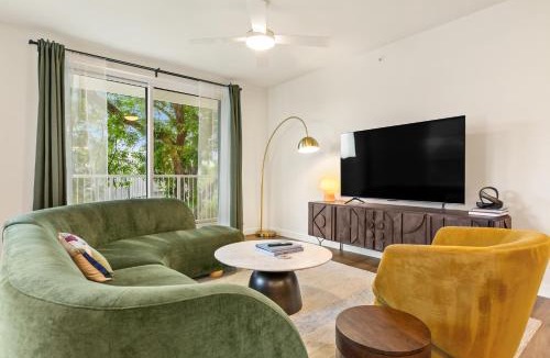 South Lamar Hotel | The Code Hotel