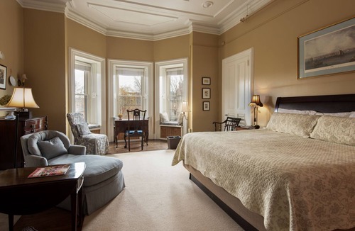 Back Bay East Bed & Breakfast | The College Club of Boston