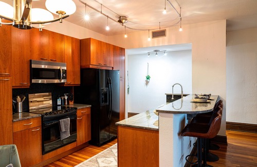 Cheesman Park Condo | The Colonnade Loft