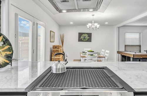 The Colony House | The Colony Getaway,Pool,Pet-Friendly,Games & Fun