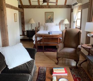 Colrain House | The Colrain Suite