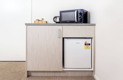 Whakatane Hotel | The Com Plex Motel