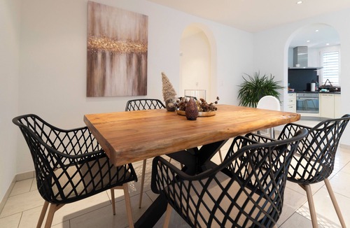 Schafisheim Apartment | The Comfort Stay- between Lucerne and Zurich; family-friends, dogs welcome