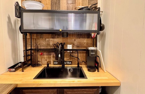 Church Street Cottage | The Comfy- Cozy Cottage