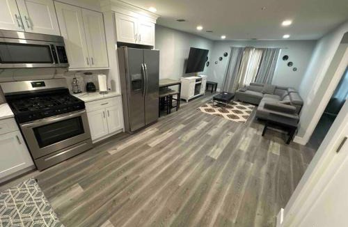 Paterson Apartment | The Comfy Suite - 1BR with Free Parking