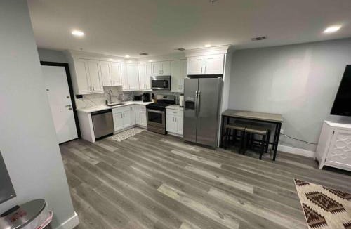 Paterson Apartment | The Comfy Suite - 1BR with Free Parking