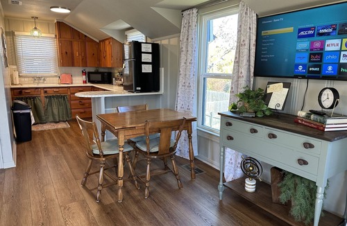 Stephenville Apartment | The Compass Loft Studio near TSU with EV Charger