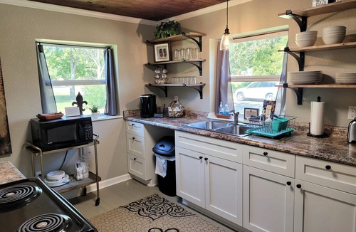 Stephenville House | The Compass North with Full Kitchen Near TSU
