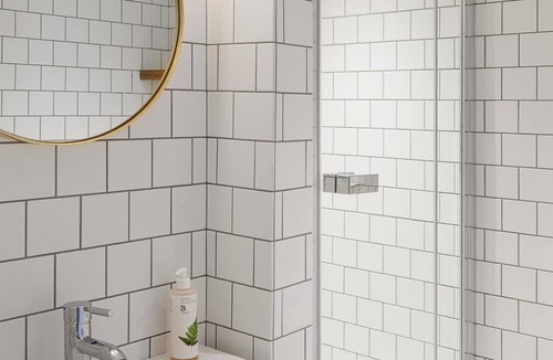 Ebbesborne Wake Hotel | The Compasses Inn