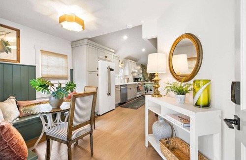 Northwest Quadrant House | The Congress Cottage