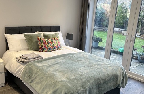 Kings Langley Bed & Breakfast | The Coniston Rooms