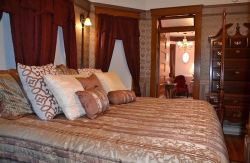 Prairie du Rocher Bed & Breakfast | The Conner House B&B