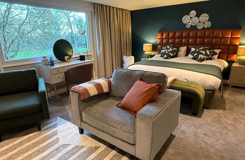 Kennington Hotel | The Conningbrook Hotel