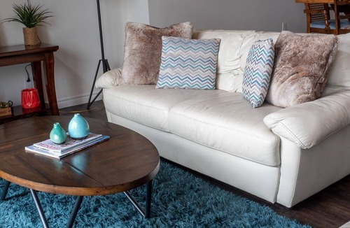 Wellington Cottage | The Consecon-Waterfront PEC stay