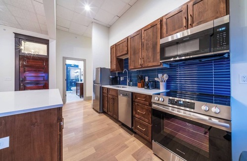 Sedalia Apartment | The Conservatory