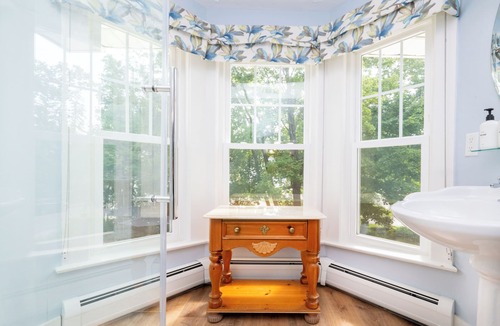 Lenox Hotel | The Constance by the Lenox Collection