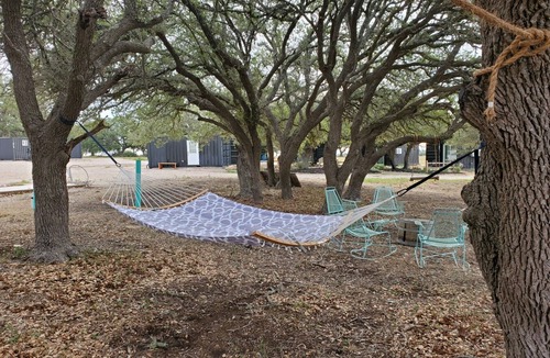 Johnson City House | The Container Retreat @ 290 Wine Trail #2