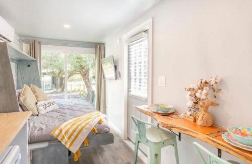 Johnson City House | The Container Retreat at 290 Wine Trail #2 Adventure awaits!