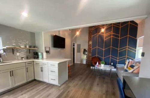 Sanford Apartment | The Contemporary