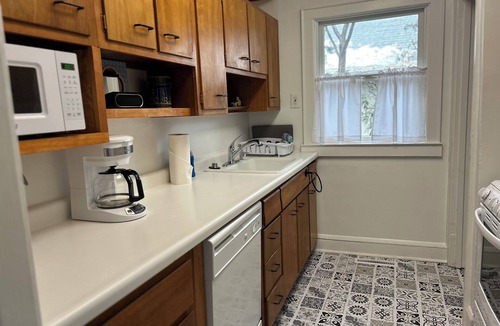 Minneapolis House | The Cooper, a charming Double Bungalow just Blocks from W River Parkway