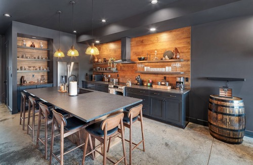 Downtown Louisville House | The Cooperage ~ NULU ~ 4 Bedroom/3 Baths
