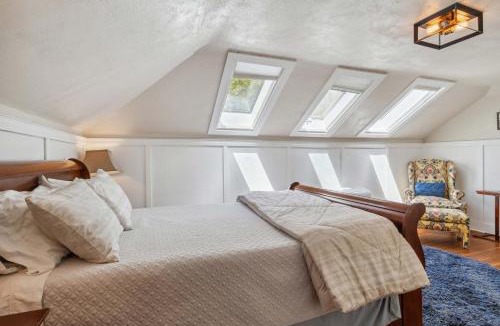 Independence Bed & Breakfast | The Cooperhouse