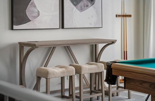 Southeast Calgary House | The Copperleaf Luxury Retreat with Hot tub