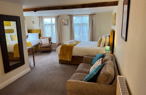 Shaftesbury Hotel | The Coppleridge Inn