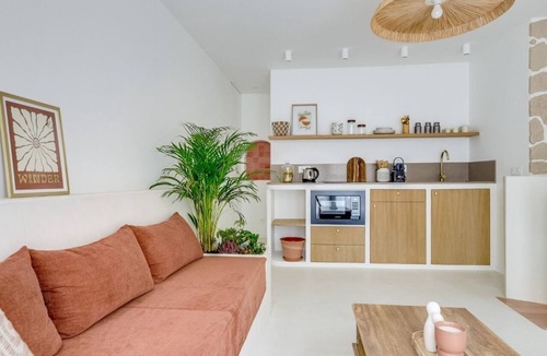 Puteaux Apartment | The Corail - Refined - La Défense by MonPetitFaré