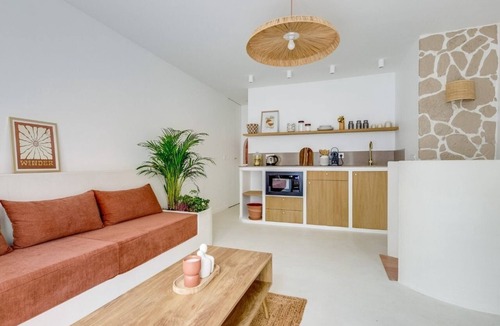 Puteaux Apartment | The Corail - Refined - La Défense by MonPetitFaré