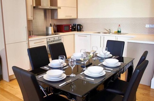 Southport Apartment | The Coral Suite Summa