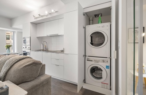 Garden District Apartment | The Coreline Suites – Downtown Toronto