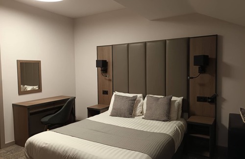 Leeds Hotel | The Corn Mill Lodge Hotel