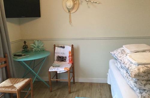 Noirmoutier-en-l'Ile Bed & Breakfast | THE CORNER - - Bed, Breakfast & Bicycles!