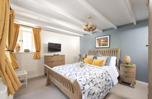 Carnhell Green House | The Corner Cottage