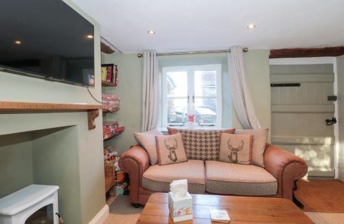 Ozleworth House | The Corner Cottage