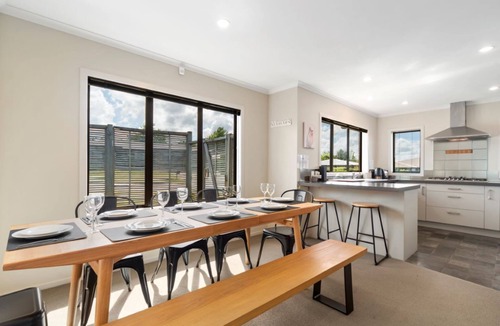 Nukuhau House | The Corner Haven Taupo