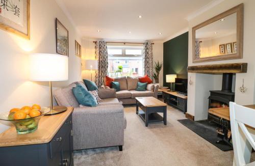 Rocester House | The Corner House