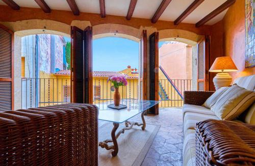 Altafulla Apartment | The Corner House of Altafulla - A Stroll from the Beach, in the Heart of the Old Town